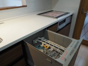 川越市新築戸建住宅システムキッチンの食器洗い乾燥機画像